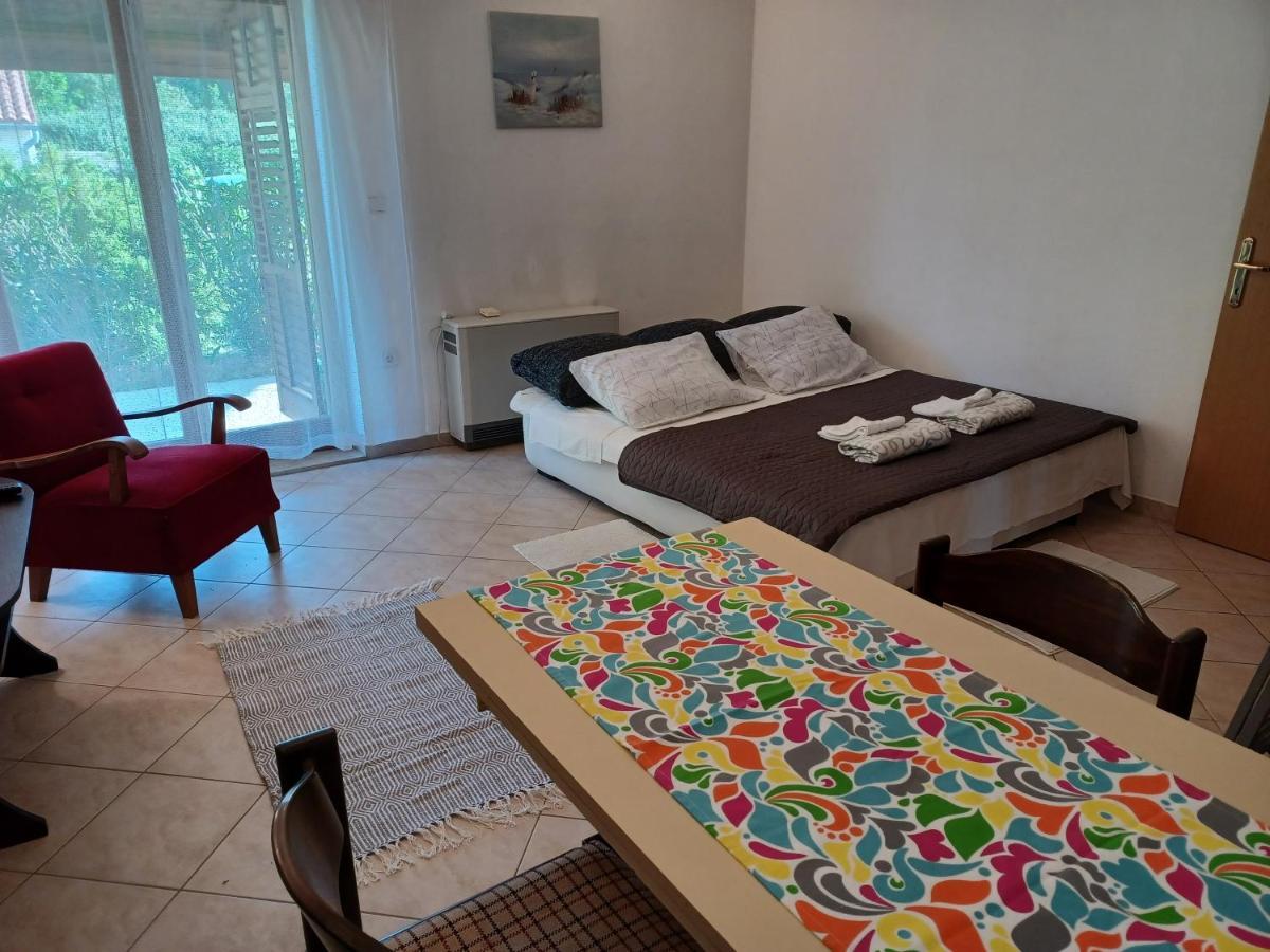 Apartament Kamik 1 Banjole Zewnętrze zdjęcie